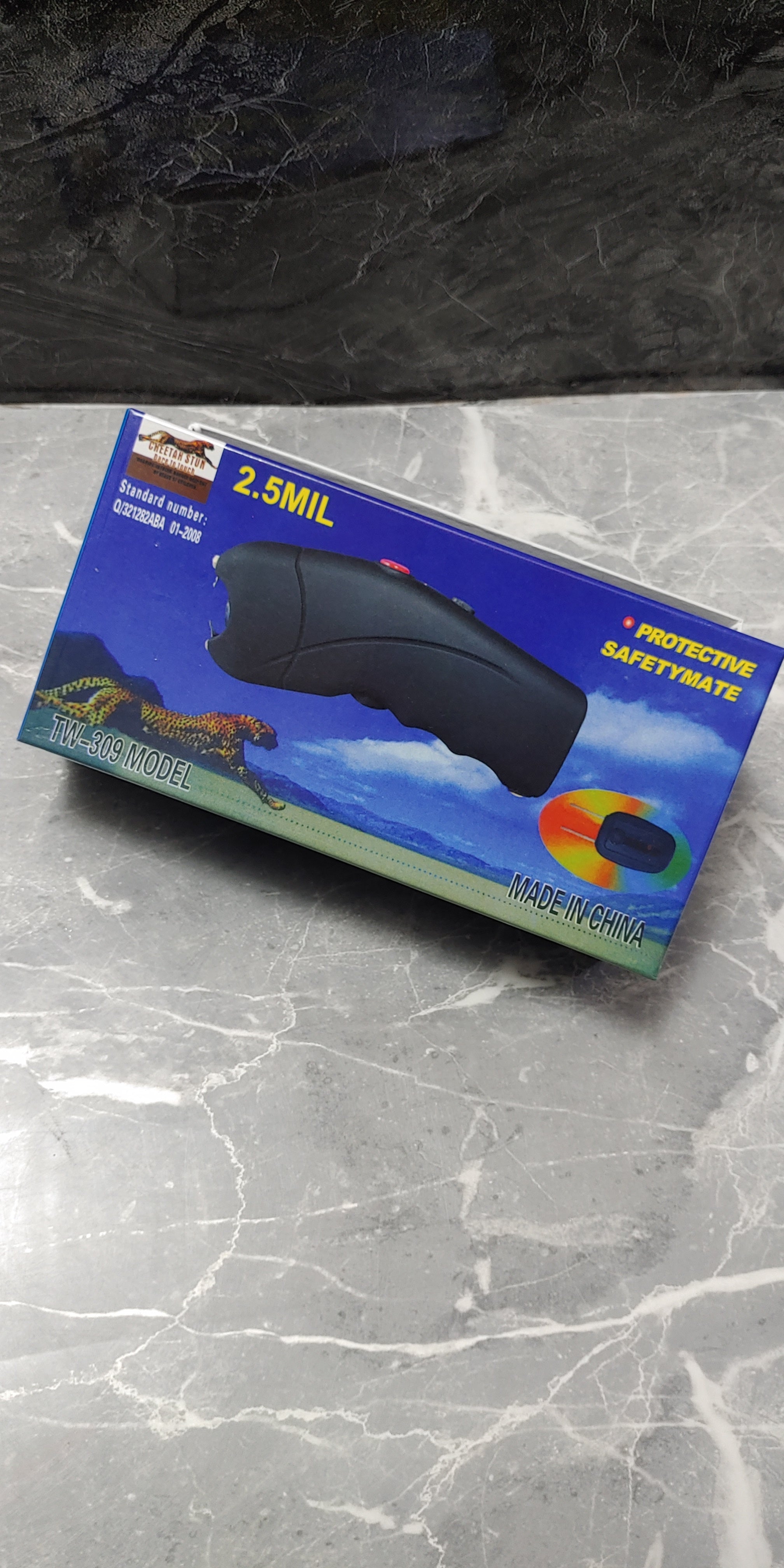 Taser 2.5 / Linterna táctica
