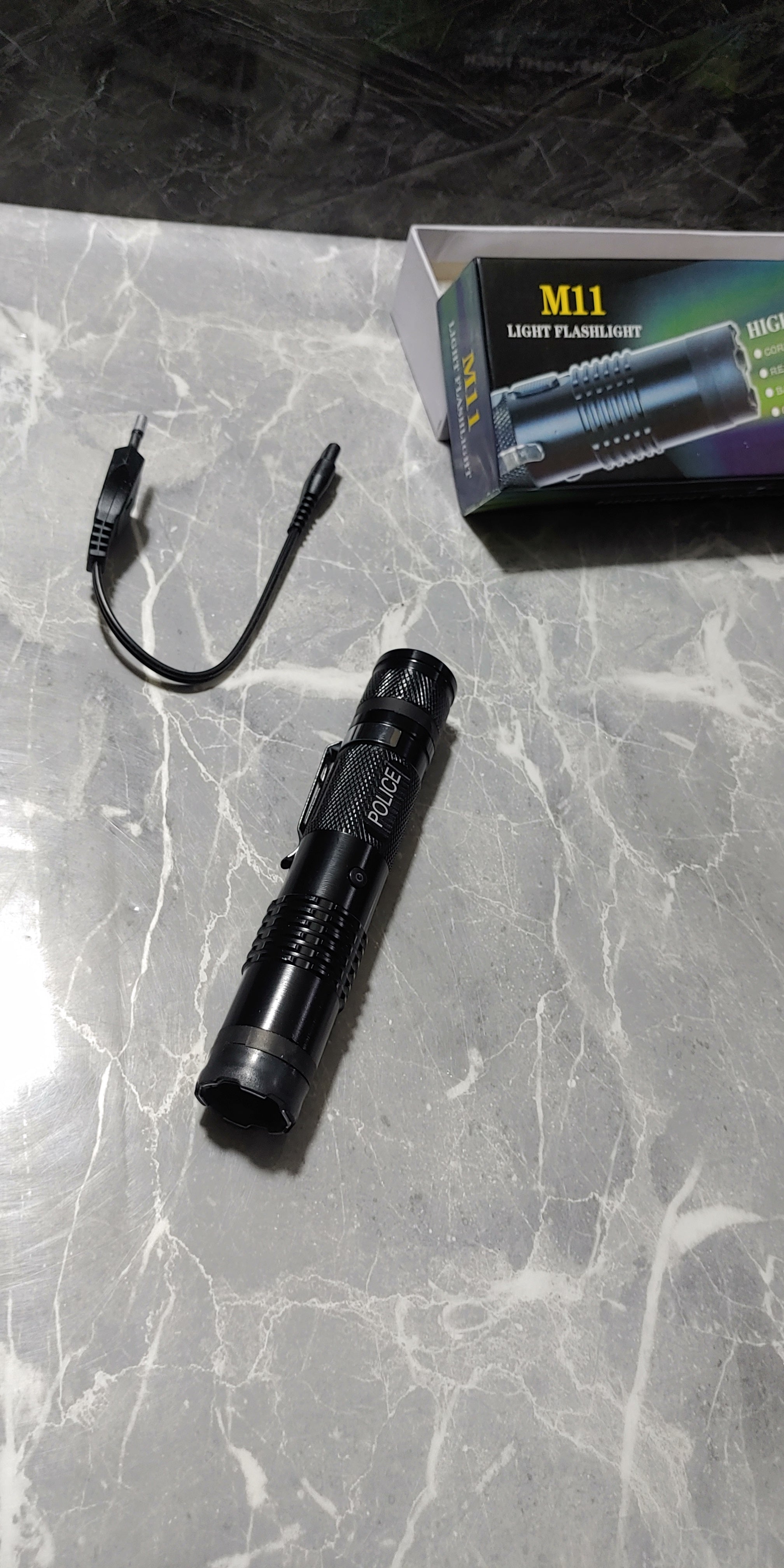Linterna Taser M11
